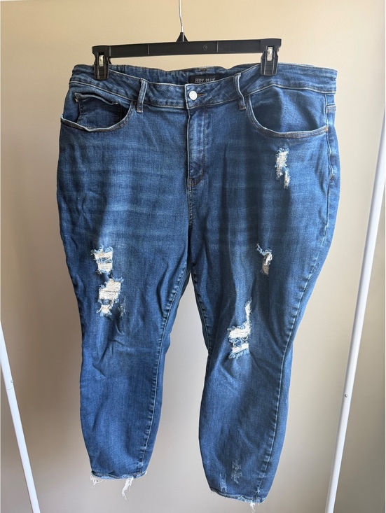 Judy Blue Denim - Judy Blue Relaxed Fit Distressed Jeans